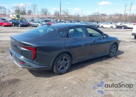 2025 Kia K4 Lxs из США, поврежденный, VIN 3KPFT4DE0SE024145